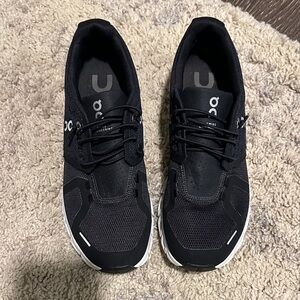 On Women's Black and White Athletic Shoes